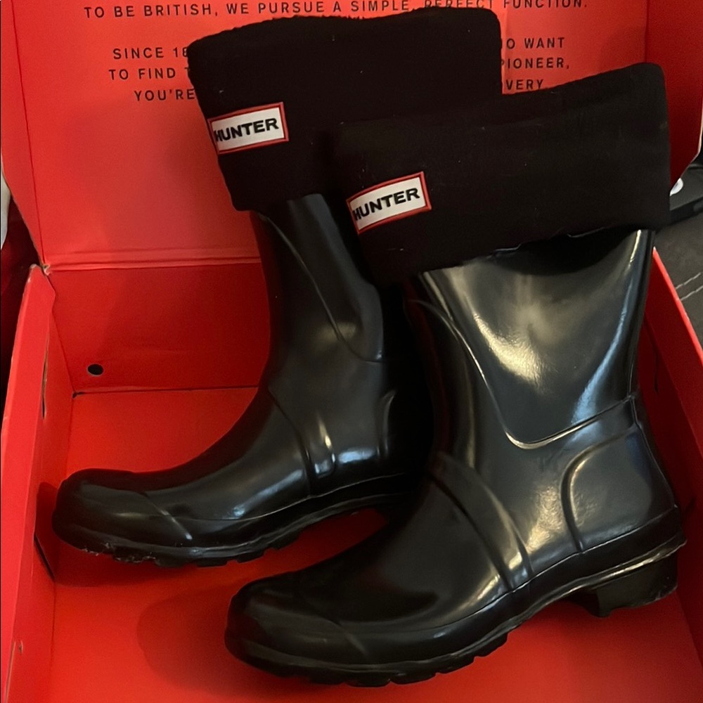 Hunter Women's Black Rain Boots w/ Insert